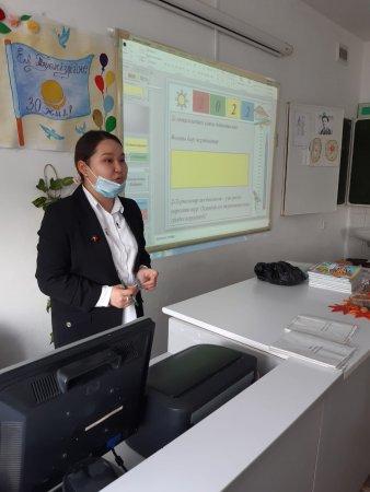 ТЕҢДЕУЛЕР КӨМЕГІМЕН МӘТІНДІ ЕСЕПТЕРДІ ШЫҒАРУ  Болат Назерке